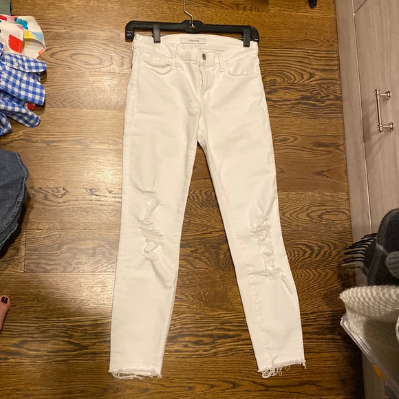 J Brand Denim - J Brand white cropped demented denim jeans, size 26
